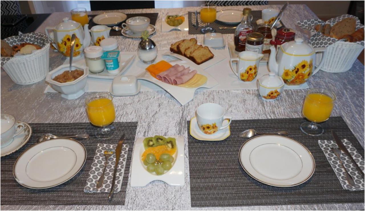 Bed and Breakfast Les Centauris Pleguien Екстер'єр фото